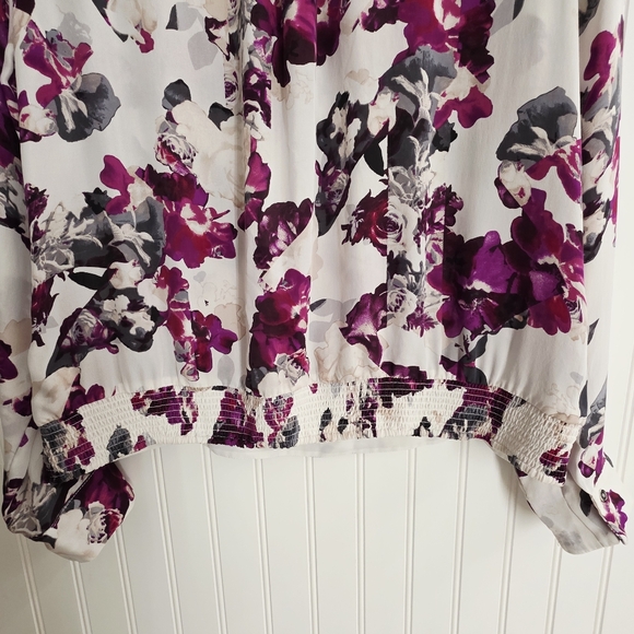WHBM Floral Silk Button Up Blouse Collared Elastic Hem‎ Size 14P - Picture 8 of 12